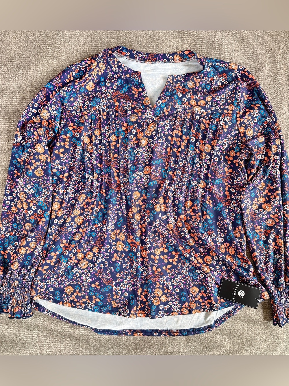 Women's Floral Long-Sleeve Pleated Blouse